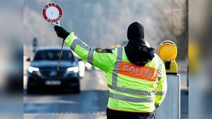 Almanya'da Sınır Kontrolleri: Binlerce düzensiz göçmen geri çevrildi