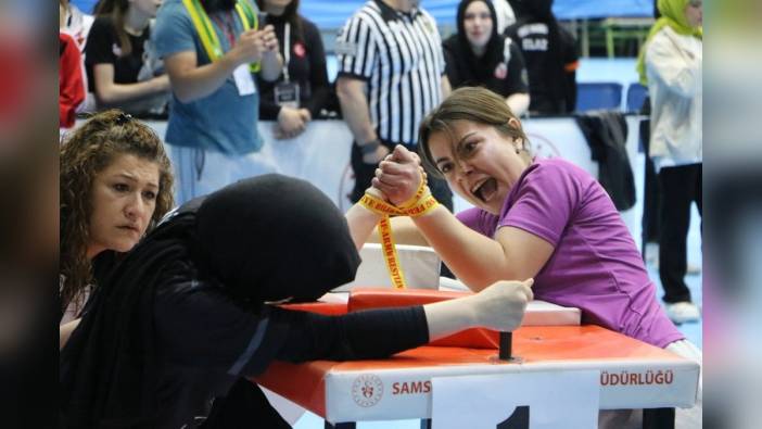 Samsun'da Okul Sporları Bilek Güreşi Türkiye Şampiyonası başladı