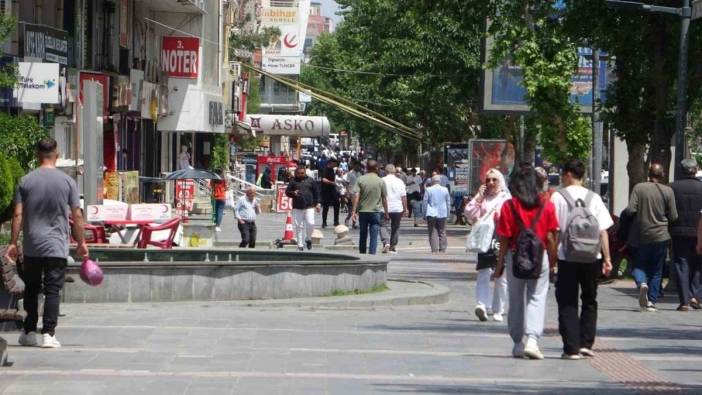 Batman Tımoklular Derneği Başkanı Bayındır: PKK'nın silah bırakma kararı olumlu