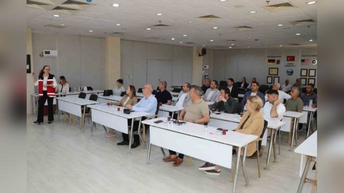 Söke Belediyesi Meclis Üyeleri, aile içi şiddetle mücadele eğitimi aldı
