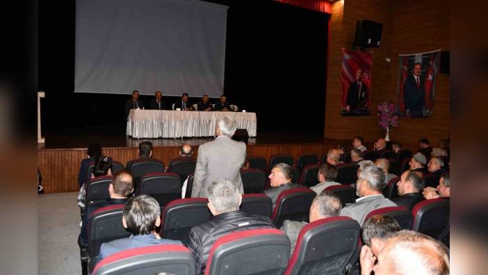 Vezirköprü'de muhtarlara bilgilendirme semineri düzenlendi