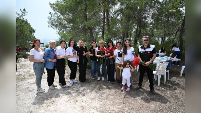 Mersin Büyükşehir Belediyesi ve Türkiye Harp Malulü Gaziler Derneği, Anneler Günü'nde şehit ve gazi annelerine piknik düzenledi