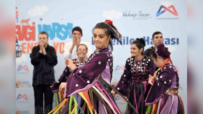 Mersin'de Engelsiz Dans ve Ritim Gösterisi ile fotoğraf sergisi