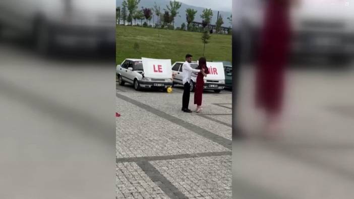 Bursa'da romantik evlilik teklifi: Sekiz araçla 'benimle evlenir misin' yazdı