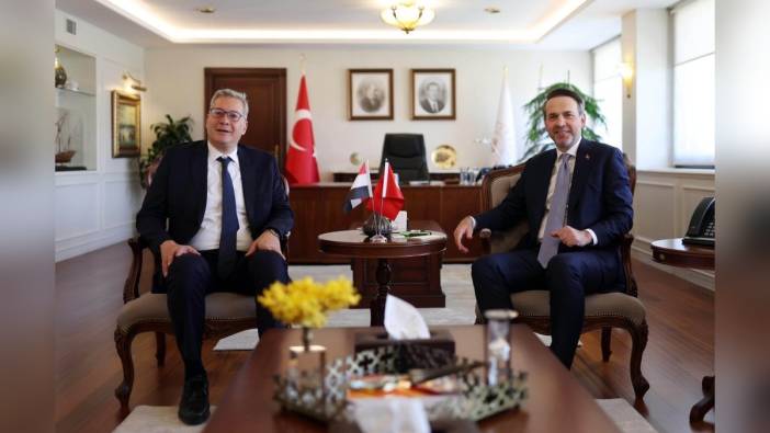 Enerji Bakanı Bayraktar: BOTAŞ'ın FSRU gemisi Mısır'da görev yapacak