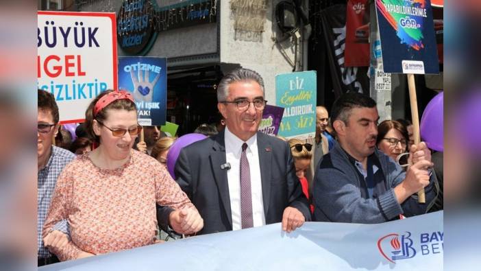 Bayrampaşa Belediyesi'nden engelliler haftası yürüyüşü: 'En büyük engel sevgisizliktir'