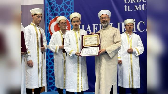 Ali Erbaş: Türkiye'de yarım milyon Kur'an hafızı var