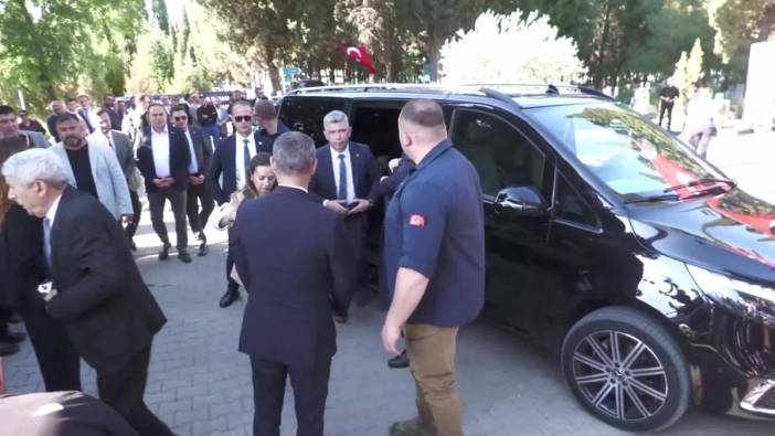 CHP Genel Başkanı Özel, Soma'da maden şehitlerini andı