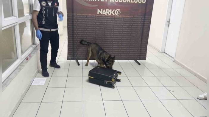 Batman'da uyuşturucu operasyonu: Valizinde 2 kilo 500 gram esrar ele geçirildi