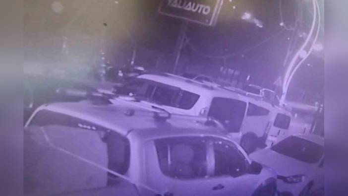 Bartın'da motosiklet kaskı hırsızları kamerada: Polis, şüphelileri kısa sürede yakaladı