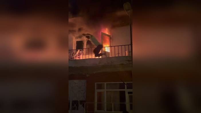 Kocaeli'de korku dolu anlar: Komşu, yangın söndürmek isterken balkondan atladı