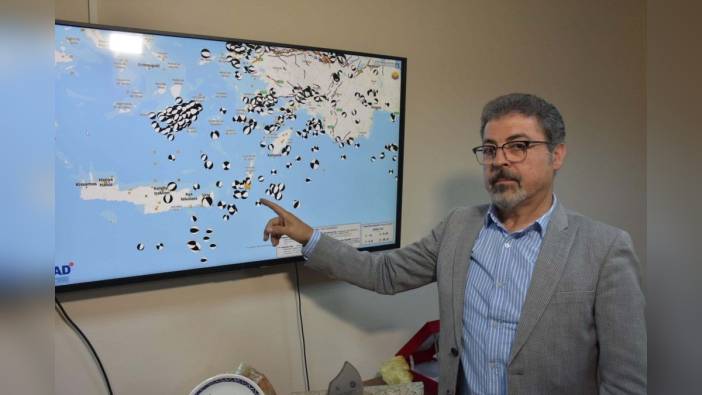 Datça açıklarındaki deprem: Santorini'de deprem fırtınasına neden olabilir