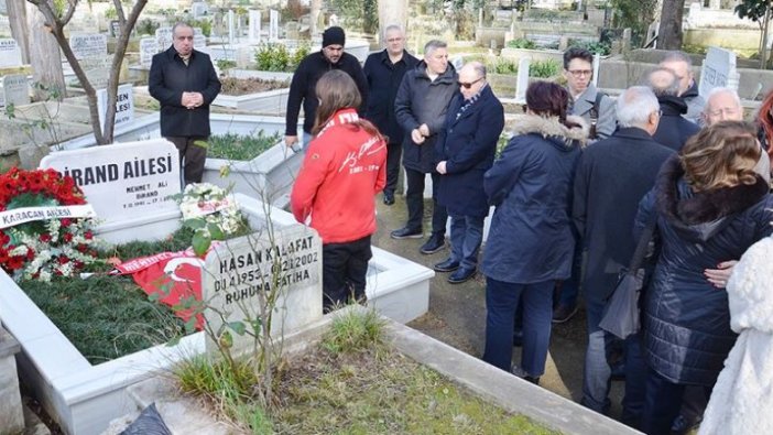 Mehmet Ali Birand mezarı başında anıldı