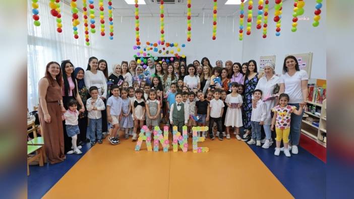 Konak Belediyesi Mutlu Çocuklar Oyun Evleri’nde Anneler Günü coşkusu