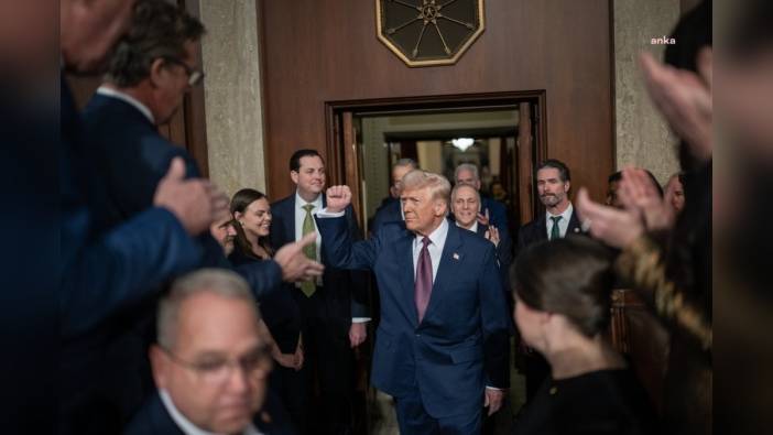 Trump, İstanbul'daki barış görüşmelerine katılım ihtimalini değerlendiriyor: Putin'in talebi üzerine