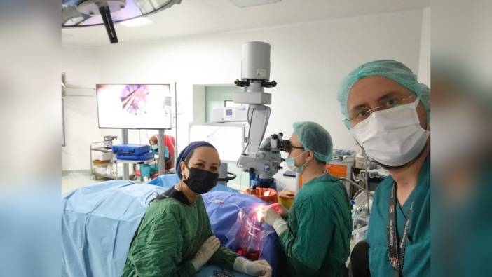 Samsun'da 83 yaşındaki hastaya kornea nakli yapıldı