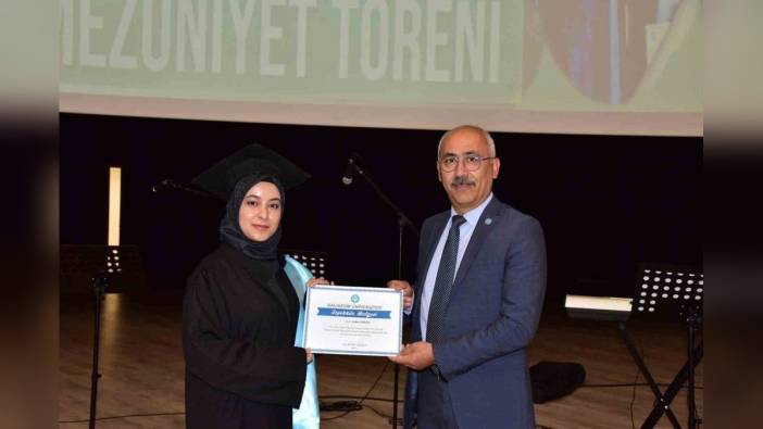 Balıkesir MYO'da mezuniyet heyecanı