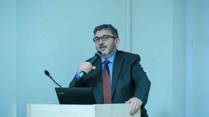 Bilecik Şeyh Edebali Üniversitesi'nde 'İİBF Mezunları ile Kariyer Günleri' başladı