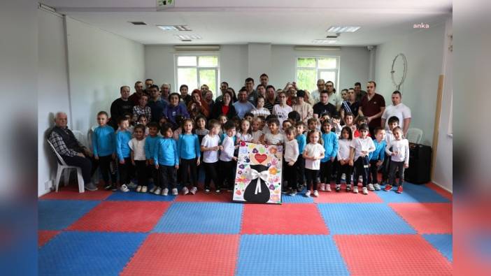 Eskişehir'de Es Çocuk Evi öğrencileri, Engelliler Haftası'nda anlamlı bir ziyarette bulundu