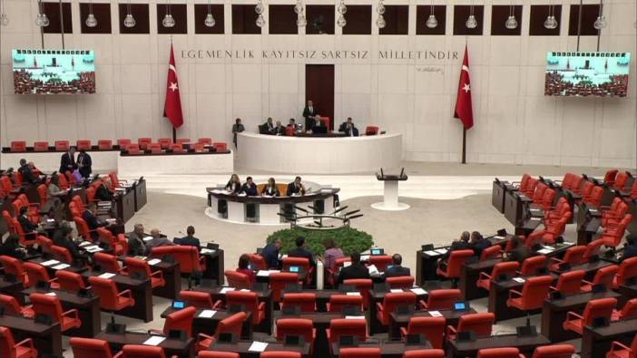 CHP'li Akay: Vatandaşın vergisiyle kamunun harcaması arasındaki fark büyüyor