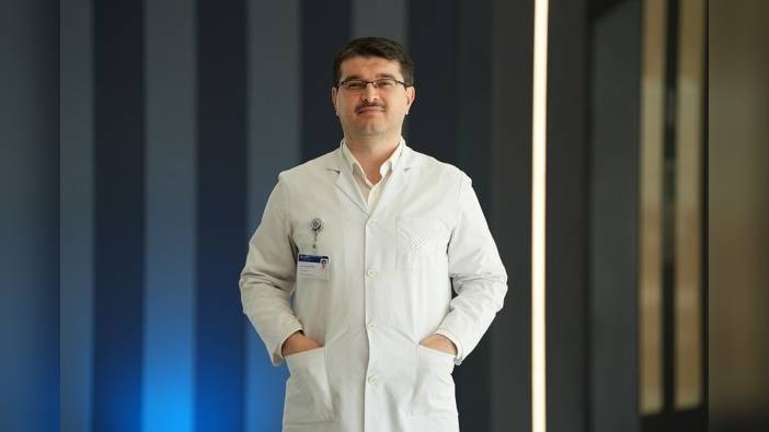 Fiziksel Tıp ve Rehabilitasyon Uzmanı Doç. Dr. Hamza Sucuoğlu: Teknolojik cihazlar 'tekno boyun'a yol açıyor