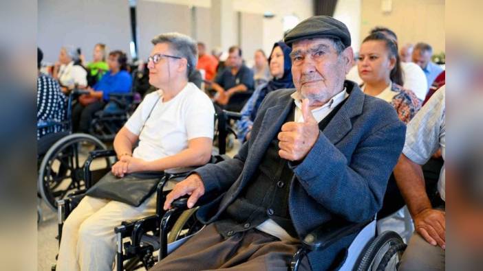 Mersin Büyükşehir Belediyesi: 60 engelliye akülü sandalye dağıtıldı