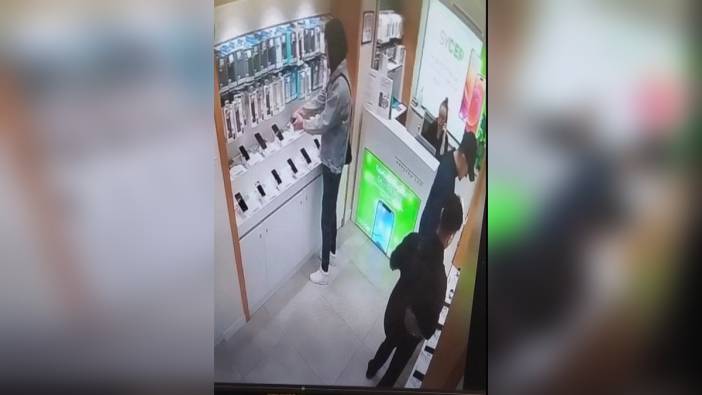 Pendik'te cep telefonu hırsızlığı kamerada: Üç şüpheli tutuklandı
