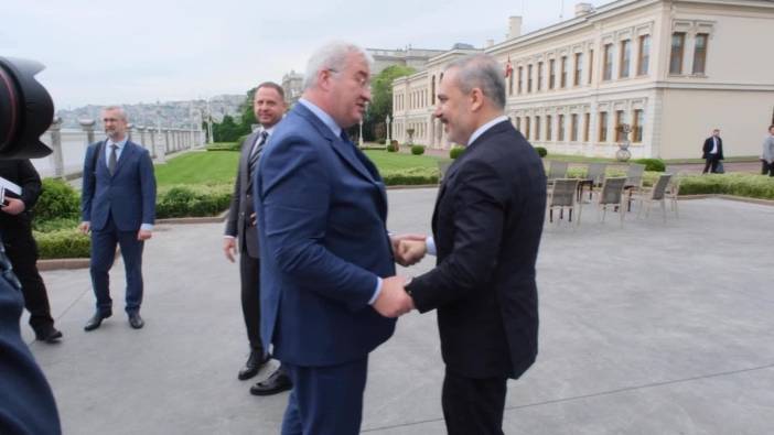 İstanbul'da üçlü zirve: Tahıl koridoru görüşmeleri başladı