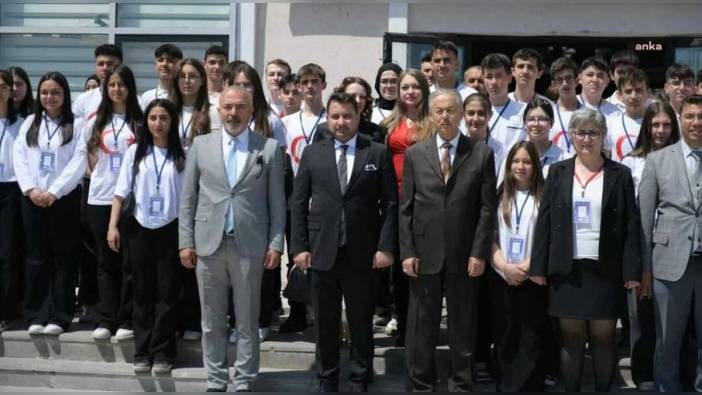 Kahramankazan'da TÜBİTAK 4006-C Bilim Fuarı: Başkan Çırpanoğlu'ndan öğrencilere tebrik