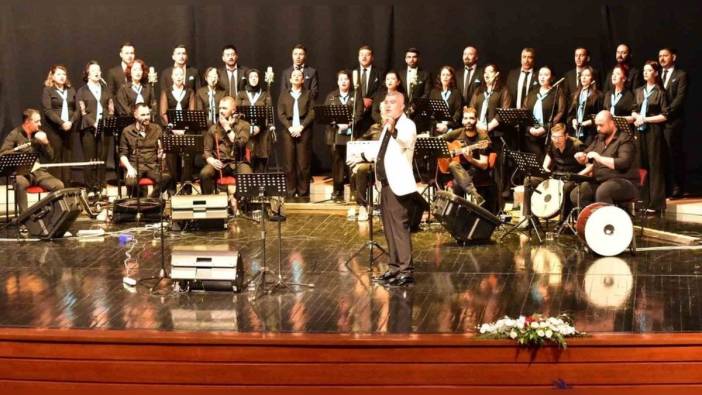 ESOGÜ Sağlık Uygulama ve Araştırma Hastanesi’nde hemşirelik haftası konseri: Türkülerle coşku dolu anlar