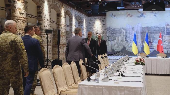 İstanbul'da önemli zirve: Türkiye, Rusya ve Ukrayna bir araya geldi