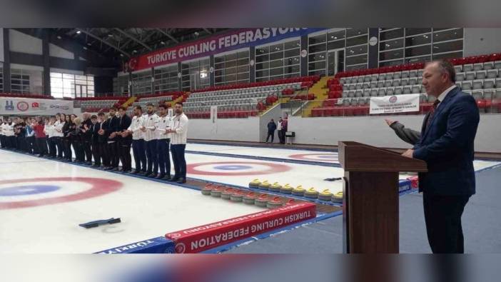 Erzurum'da Uluslararası Curling Open Cup başladı: Türkiye, İran ve Rusya mücadele ediyor