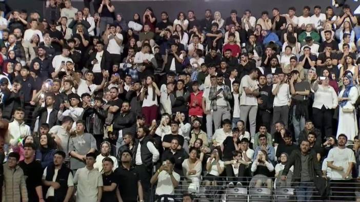 Cumhurbaşkanı Erdoğan Gençfest'te: Barış diplomasisinin önceliğini Türkiye üstleniyor