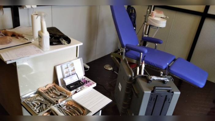 Antalya Kemer'de ruhsatsız diş kliniği mühürlendi: Seyyar ünite ve malzemeler ele geçirildi