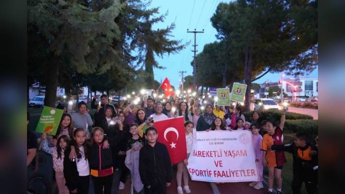 Muğla'da Aile Yılı farkındalık yürüyüşü: Sağlıklı yaşam ve aile bağları vurgulandı