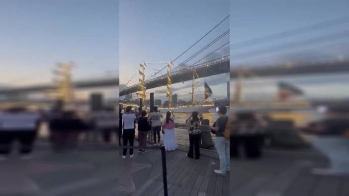 New York'ta Meksika gemisi kazası: İki ölü, 19 yaralı