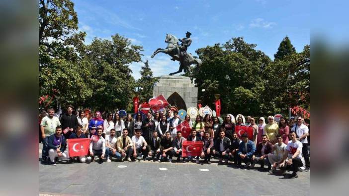 Şehitkamil Belediyesi'nden bin 200 genç Samsun'a gidiyor: Milli mücadele ruhu gençlerle yaşıyor