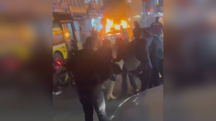 Küçükçekmece'de şampiyonluk kutlamasında araçta yangın çıktı