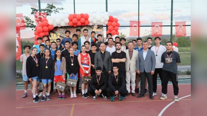 Kırıkkale'de 19 Mayıs coşkusu: 3x3 basketbol turnuvası sona erdi