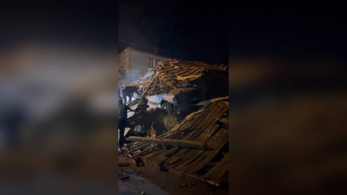 Kandıra'da otomobil samanlığa girdi: Sürücü yaralandı