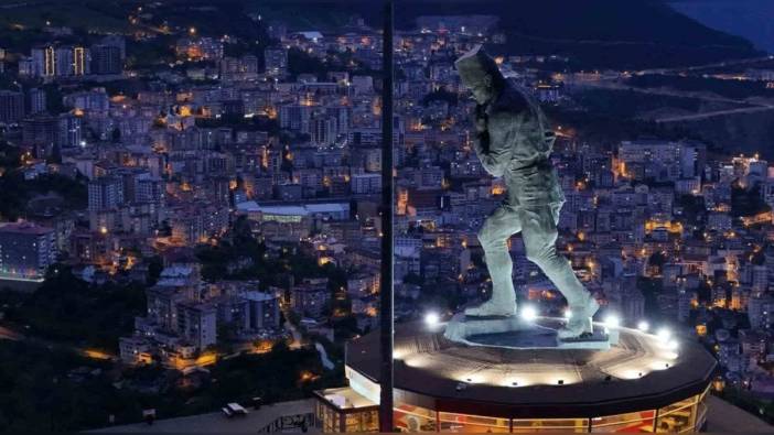 Artvin'deki Atatürk heykeli, 19 Mayıs'ta drone ile görüntülendi