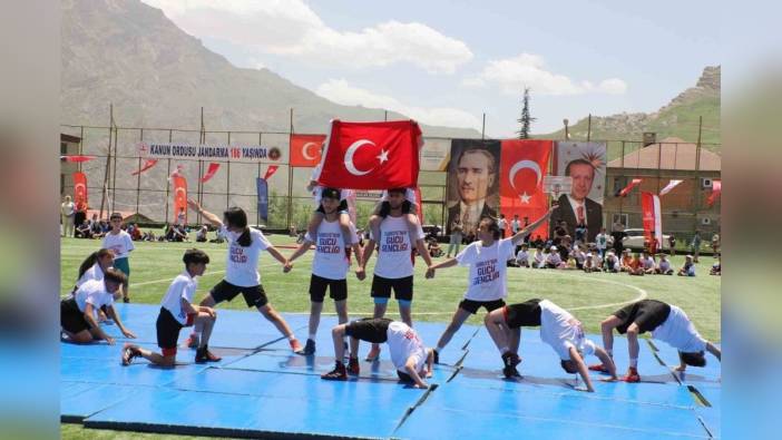 Hakkâri'de 19 Mayıs coşkusu