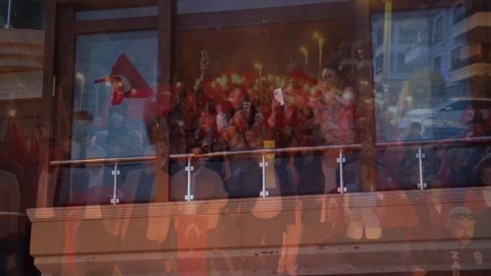 Edremit'te 19 mayıs coşkusu: Hande Ünsal konseri ve fener alayı