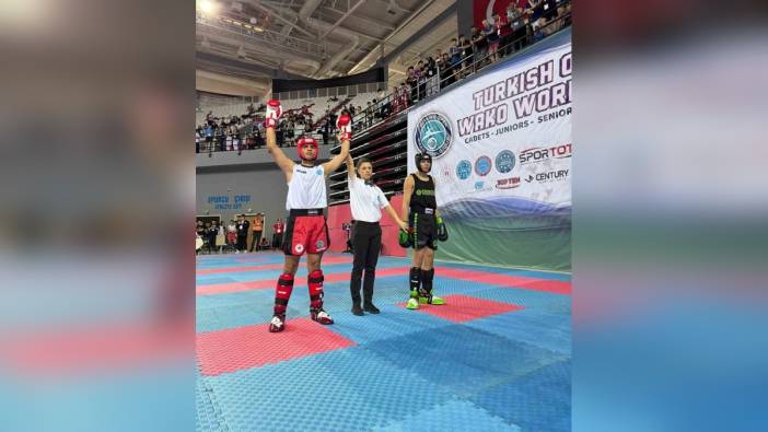 Mudanyalı Alperen Muhsin Duman, dünya ikincisi oldu