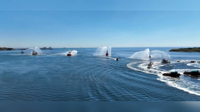 Marmaraereğlisi'nde 19 Mayıs coşkusu denizde yaşandı