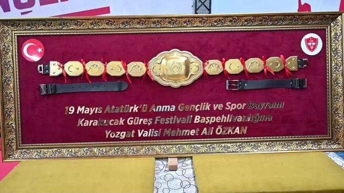 Yozgat'ta 19 Mayıs coşkusu: Karakucak Güreş Festivali’nde Yunus Emre Yaman altın kemerin sahibi oldu