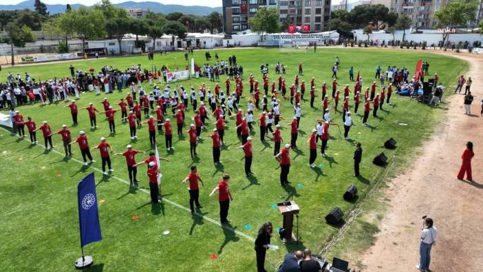 Burhaniye'de 19 Mayıs coşkusu