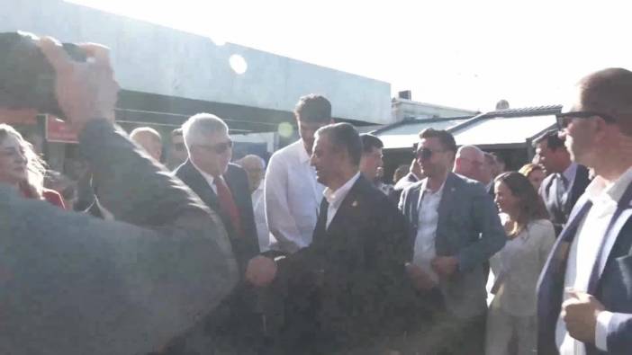 CHP Genel Başkanı Özel, İzmir'de Zübeyde Hanım'ı ziyaret etti