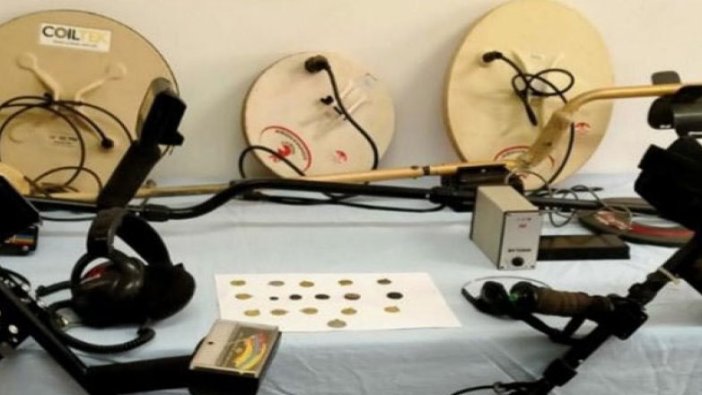 Muğla'da Roma dönemine ait 16 sikke ele geçirildi