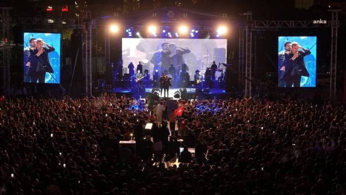 Aydın'da 19 Mayıs coşkusu: Haluk Levent konserine 40 bin kişi katıldı